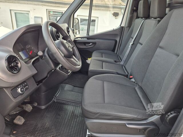Yüksek tavanlı panelvan MERCEDES-BENZ Sprinter 314 Kasten L2/H2*3 Sitzer*Klima*Regale*