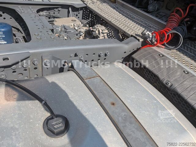 Standard SZM MERCEDES-BENZ Actros 1848 / Oil Ret / Park Cool / Big Space