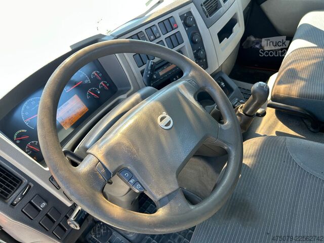Třístranný sklápěč VOLVO FL 250 / Meiller / Euro 5 / Klima