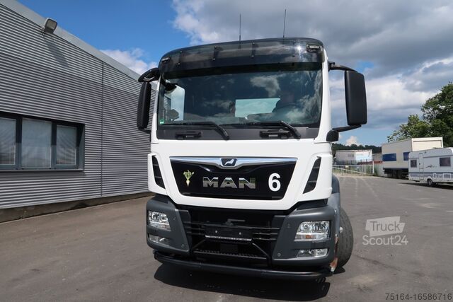 Standardní tahač MAN TGS 18.500 BLS