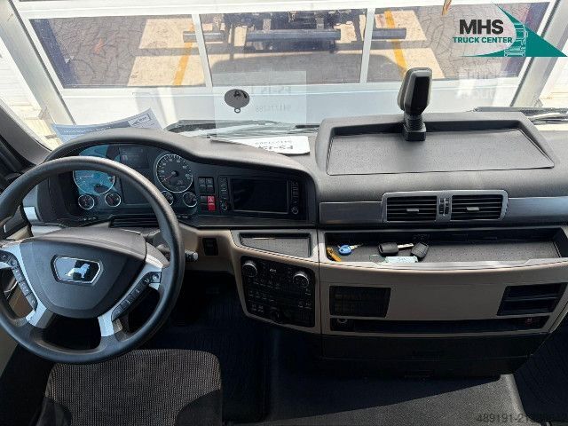 Prostorninska vlačilna enota MAN TGX 18.500 4X2 LLS-U