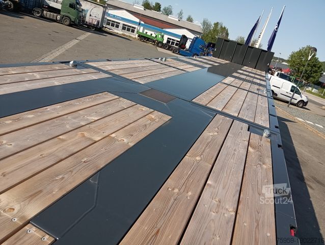 Pracovní plošinový návěs SCHWARZMÜLLER 3Achs Tele Rampen TwistLock40+2x20"SAF Lenk+Lift
