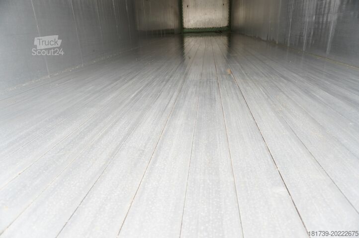 Schubboden-Sattelauflieger Schwarzmüller Walking floor semi-trailer / 2022