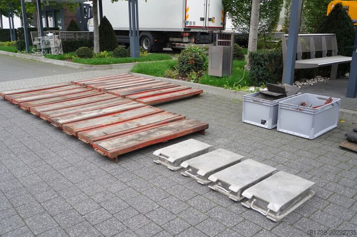 Semiremorcă cu șasiu jos / 2 bucăți Kässbohrer LB2 TIEF-BETT low loader semi-trailer