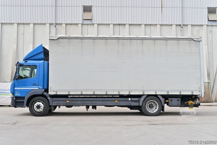Camion cu platformă și prelată Mercedes-Benz Atego 1530  1630 LBW 2000kg 16t Blatt Luft 2,7m