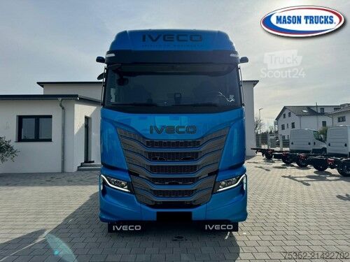 Standard tractor unit Iveco S-Way 500