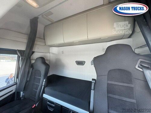 Standard tractor unit Iveco S-Way 500