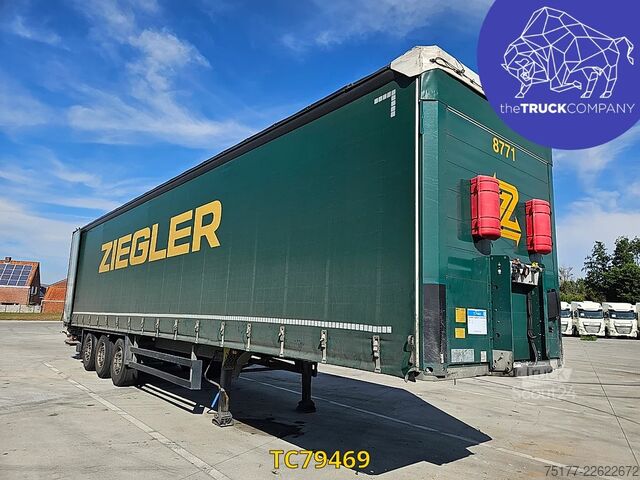 Skjutbara presenningar Schmitz Cargobull 