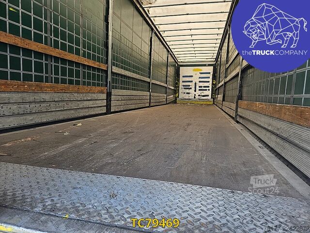 Skjutbara presenningar Schmitz Cargobull 