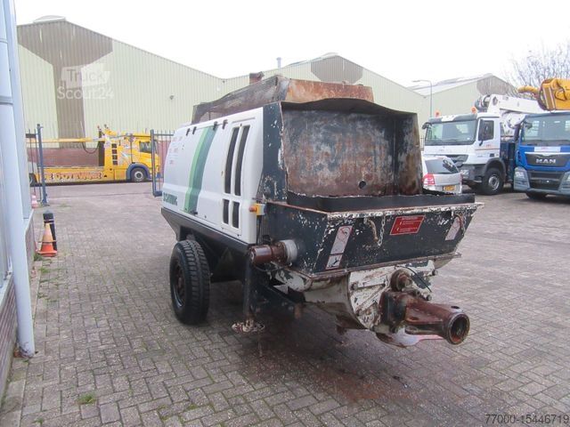 Betonpumpe MERCEDES-BENZ 2013 SCHWING SP 2800 HDR 20 151  concrete  pump