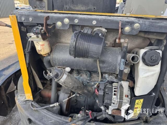 Kazıcı yükleyici Bobcat E26