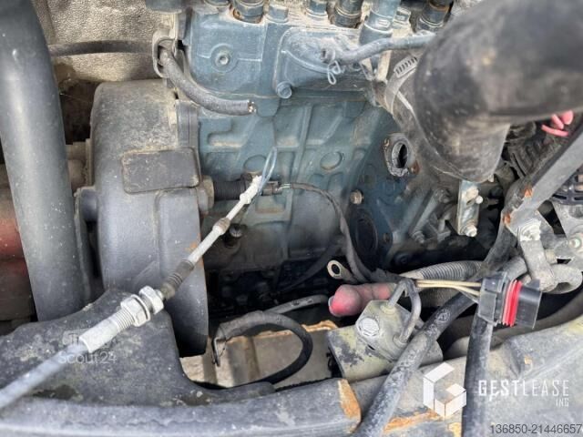 Kazıcı yükleyici Bobcat E26