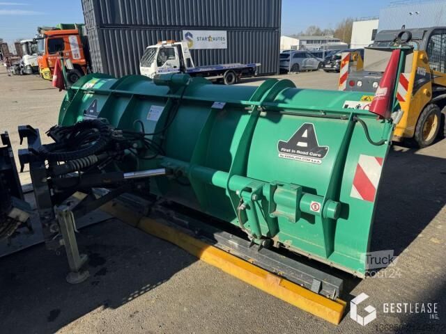 Özel amaçlı kamyon Mercedes-Benz AXOR1833