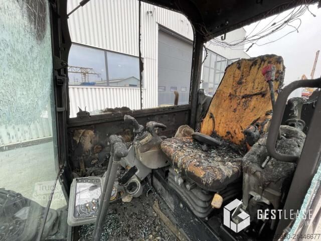 Kazıcı yükleyici JCB 48Z-1