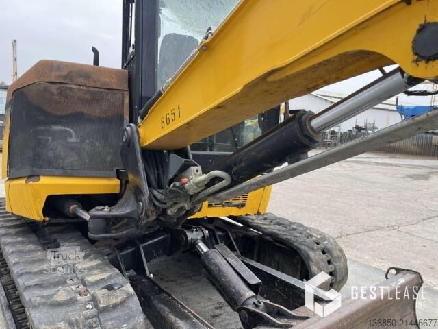 Kazıcı yükleyici JCB 48Z-1