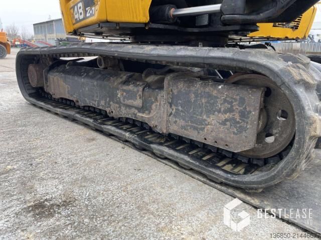 Kazıcı yükleyici JCB 48Z-1