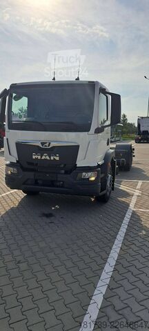 Chasis de camión MAN TGM 26.320 6x2-4 / truck chassis / 0 km!