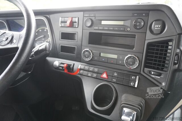 BDF / para clases de conducción Mercedes-Benz Actros 2540 6x2 / 80 tho. km! / 5-seater