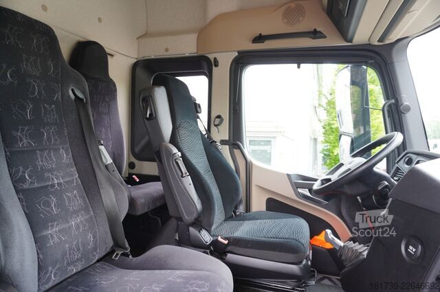 BDF / para clases de conducción Mercedes-Benz Actros 2540 6x2 / 80 tho. km! / 5-seater