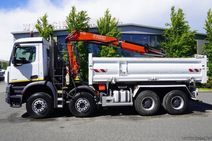 Tweezijdige kipper Mercedes-Benz Arocs 3236 8x4 / HDS Fassi F155A.0.22