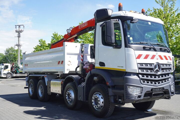 Tweezijdige kipper Mercedes-Benz Arocs 3236 8x4 / HDS Fassi F155A.0.22