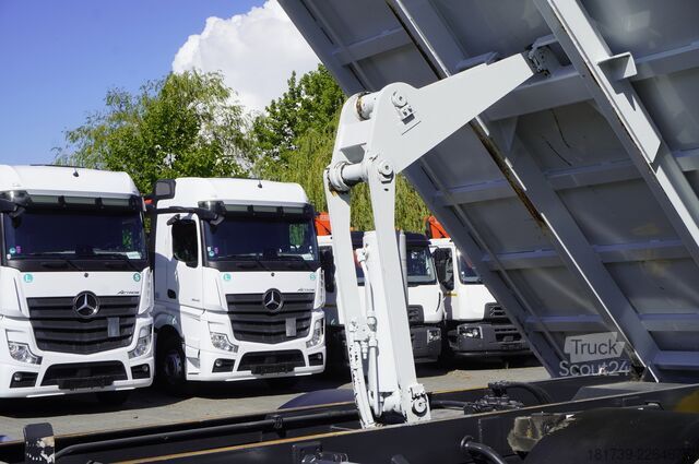 Samopostrežni tovornjak Iveco Eurocargo 160 E22K tipper / 60 tho. km!!