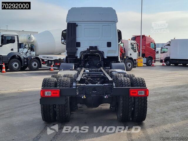 Fahrgestell mit Fahrerhaus Iveco T-Way 510 8X4 New! Retarder Big-Axle Steelsuspe...