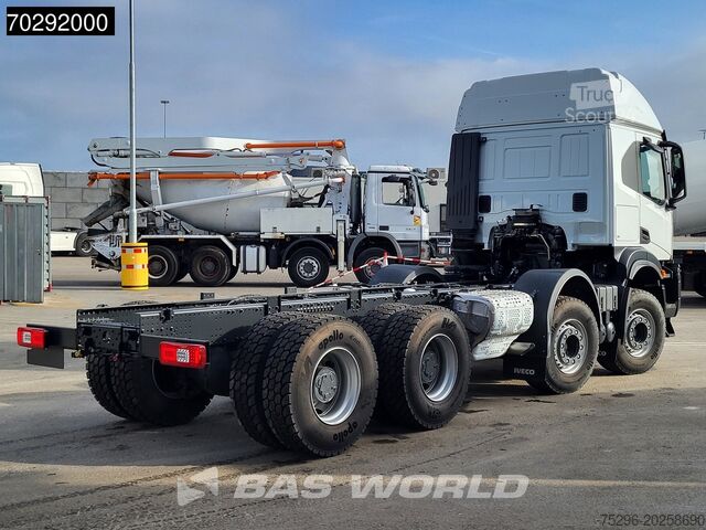 Fahrgestell mit Fahrerhaus Iveco T-Way 510 8X4 New! Retarder Big-Axle Steelsuspe...