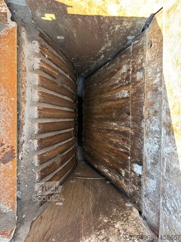 Smulkintuvas Extec C 12 POSSIBLE TO TEST ON SITE