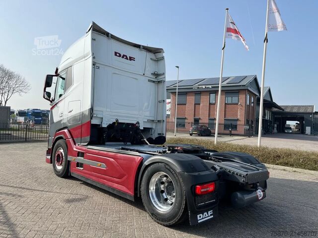 Standaard-SZM DAF XG+ 530 FT