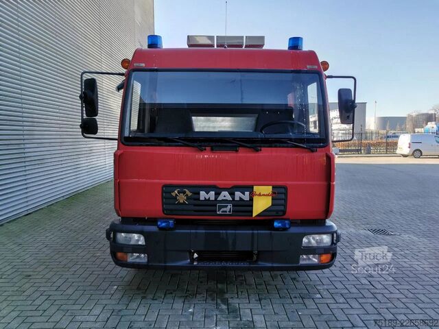 Carro de bombeiros MAN LE 10.225 LC 4x2 DOKA