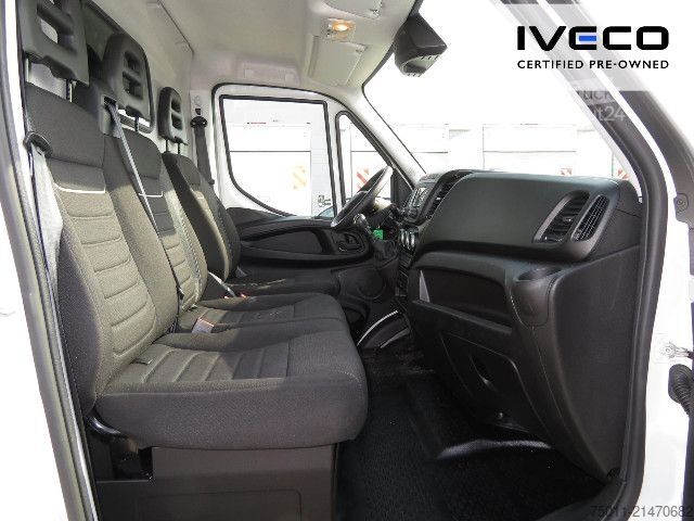 Bestelwagen met verhoogd dak IVECO Daily 35S16V AHK, Klima, PDC, lang + hoch