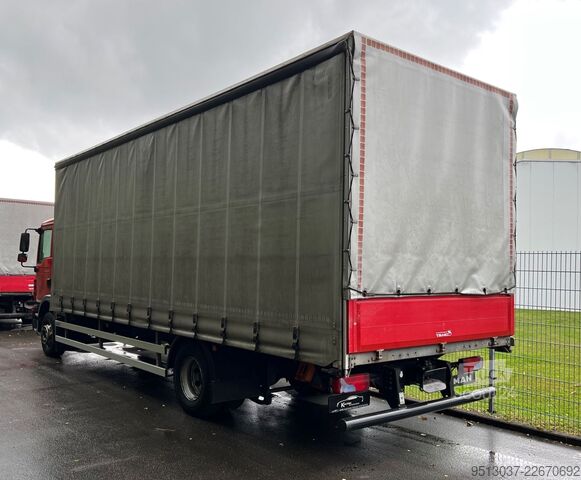 Flatbed truck with tarp MAN TGM 15.250 Pritsche + Schiebeplane AHK Klima