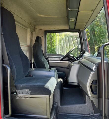 Curtain sider van MAN TGL 8.180 Pritsche + Schiebeplane AHK Klima
