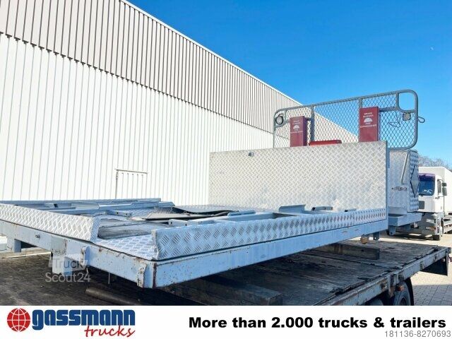 Ladbil med lad BMI Pritschenaufbau mit Staukästen