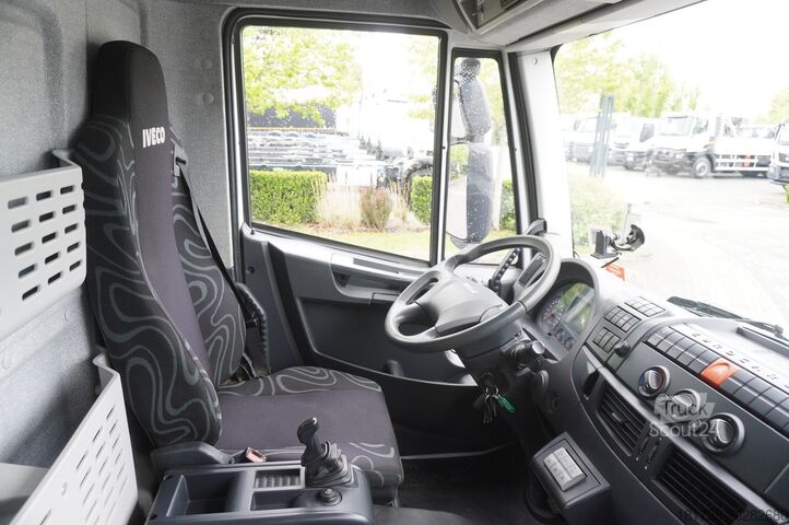 Karavan Iveco Eurocargo 150 E25 / 90 tho. km !!! / Tow