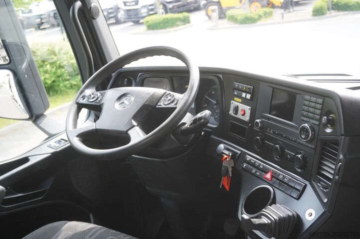 Tripusis savivartis su HDS Mercedes-Benz Arocs 1833 / 87,000 km!!! / Hds HIAB