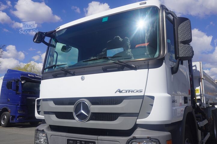 Savivartis su kranu Mercedes-Benz Actros 2641 6×4 E5 / Crane / Dumper