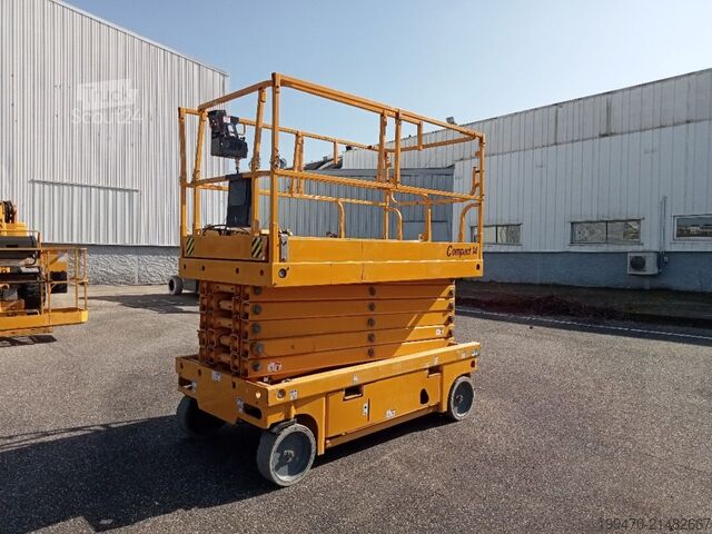 Mesa elevatória de tesoura Haulotte Compact 14