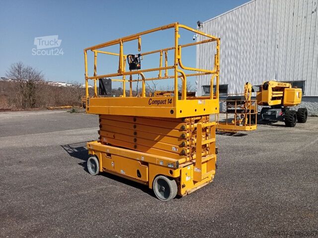 Mesa elevatória de tesoura Haulotte Compact 14