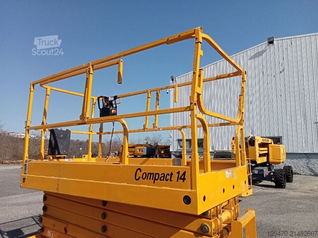 Mesa elevatória de tesoura Haulotte Compact 14