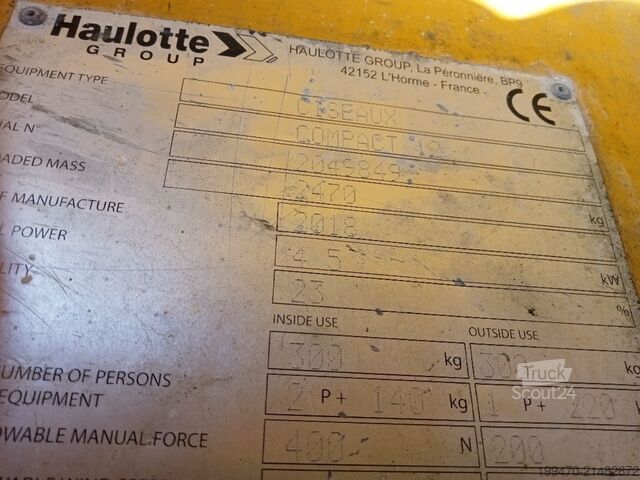 Mesa elevatória de tesoura Haulotte Compact 12