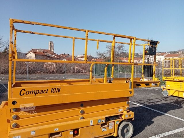 Mesa elevatória de tesoura Haulotte COMPACT 10N