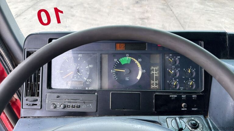 Basculante de 3 lados Mercedes-Benz Actros 4143 (GRAND PONT / BOITE MANUELLE / LAME...