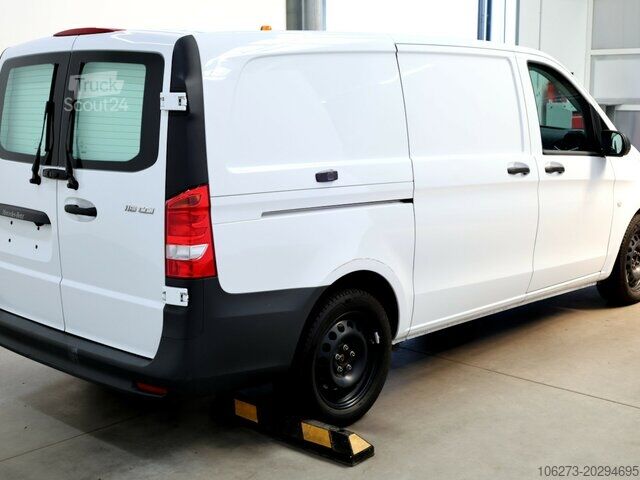 Індивідуалізований фургон Mercedes-Benz Vito116CDI KA lang,Automatik,Kamera,Klima
