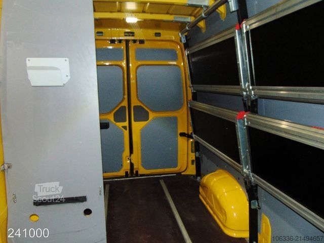 Fourgon surélevé VOLKSWAGEN CRAFTER 35 2.0 TDI DSG *KLIMA*REGALSYSTEM*KAMERA