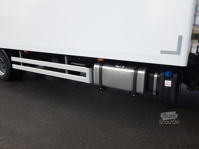 Фургон (грузовой автомобиль) IVECO ML 140 E 28 P L-Fhs./Koffer 7,25m/LBW/AHK/40tkm