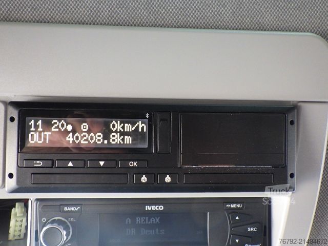 Фургон (грузовой автомобиль) IVECO ML 140 E 28 P L-Fhs./Koffer 7,25m/LBW/AHK/40tkm