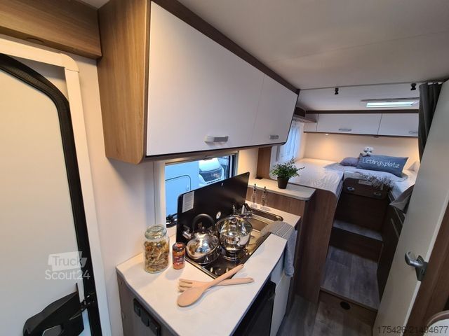 Camper semintegrato CARADO V 337 *pro+ Paket*Fahrradträger*