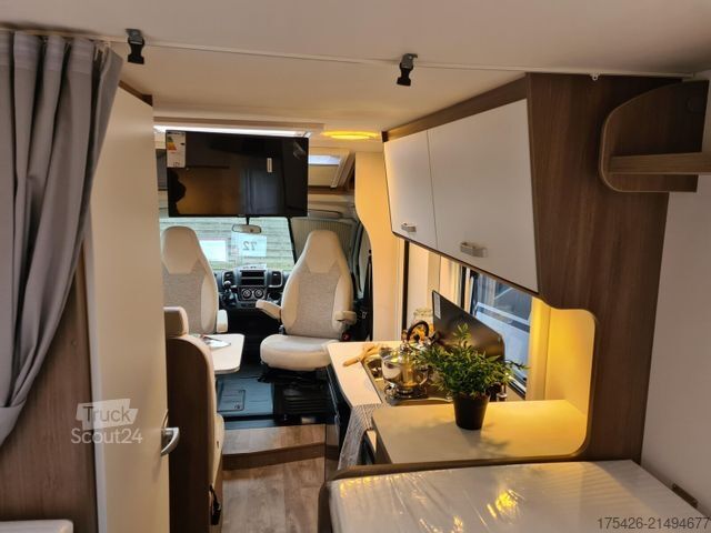 Camper semintegrato CARADO V 337 *pro+ Paket*Fahrradträger*